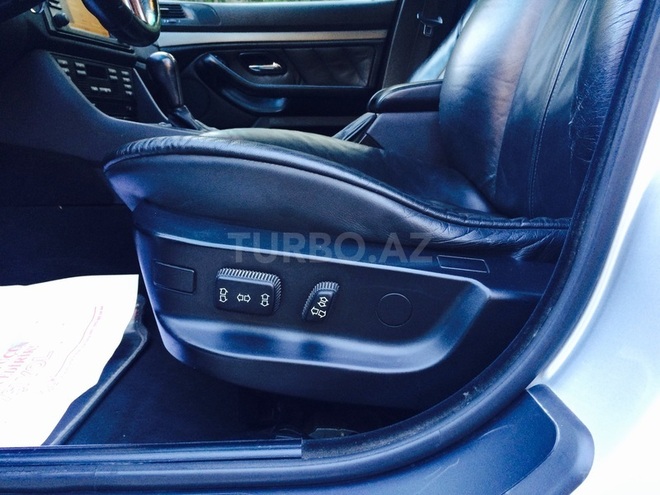 BMW 525 2002, 178,000 km - 2.5 l - Bakı
