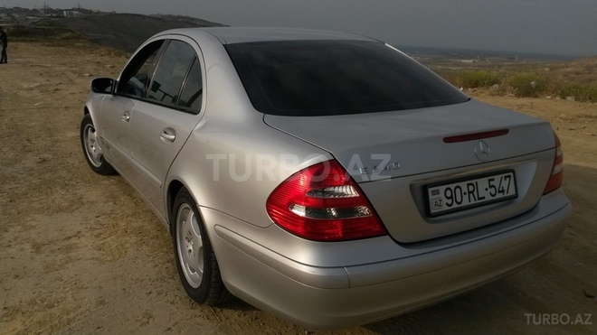 Mercedes E 240 2002, 111,275 km - 2.6 л - Bakı
