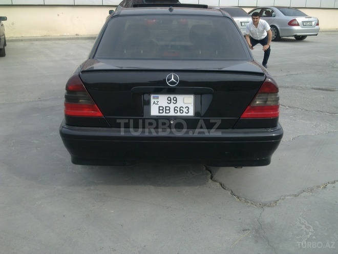 Mercedes C 230 1999, 225,000 km - 2.3 л - Bakı