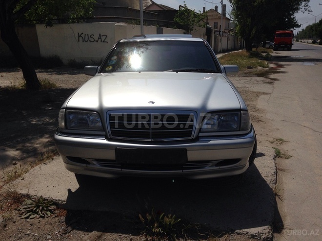 Mercedes C 220 1998, 201,800 km - 2.2 l - Bakı