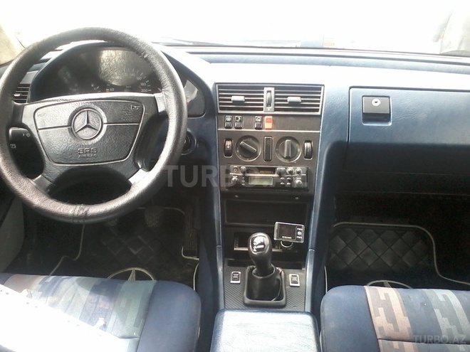 Mercedes C 180 1993, 345,000 km - 1.8 л - Bakı