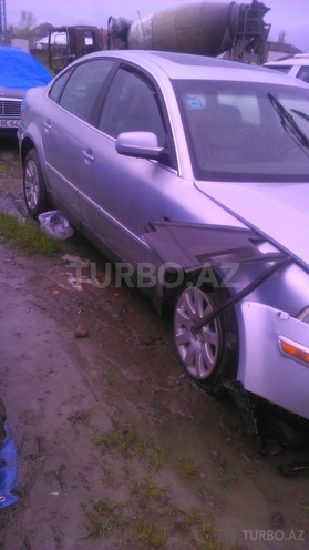 Volkswagen Passat 2002, 197,000 km - 1.8 l - Bakı
