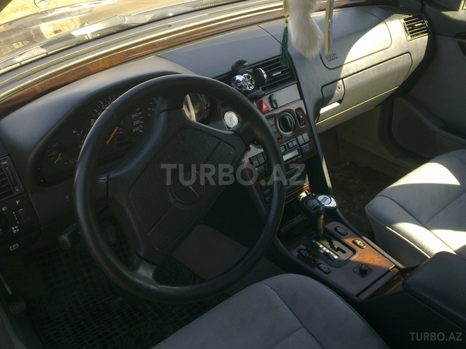 Mercedes C 180 1995, 315,500 km - 1.8 л - Bakı