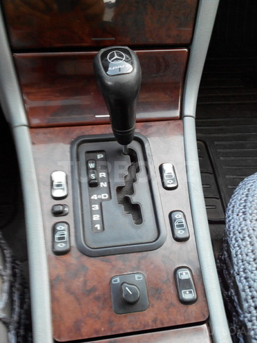 Mercedes E 230 1996, 368,947 km - 2.3 л - Bakı