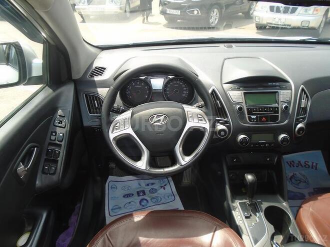 Hyundai ix35 2010, 93,000 km - 2.4 l - Bakı