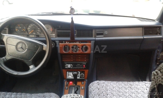 Mercedes 190 1992, 290,000 km - 2.0 l - Bakı