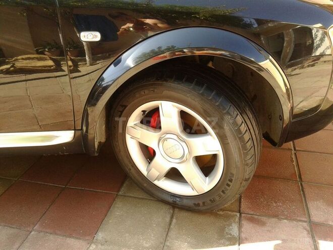 Audi A6 allroad 2001, 159,000 km - 2.7 l - Bakı