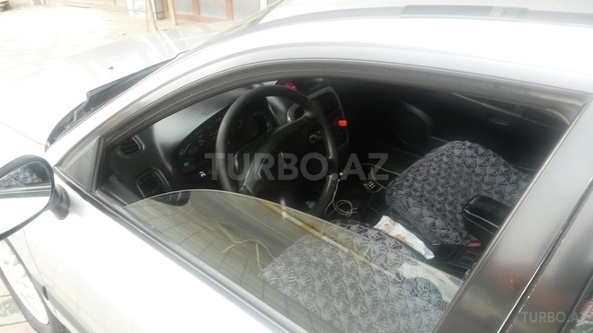 Mitsubishi Carisma 2001, 150,000 km - 1.8 l - Bakı