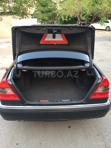 Mercedes C 220 1994, 298,000 km - 0.3 л - Bakı