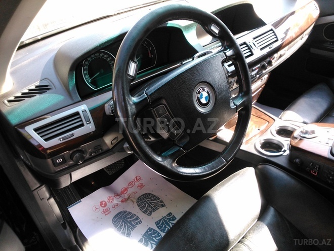 BMW 745 2004, 215,000 km - 4.4 l - Bakı
