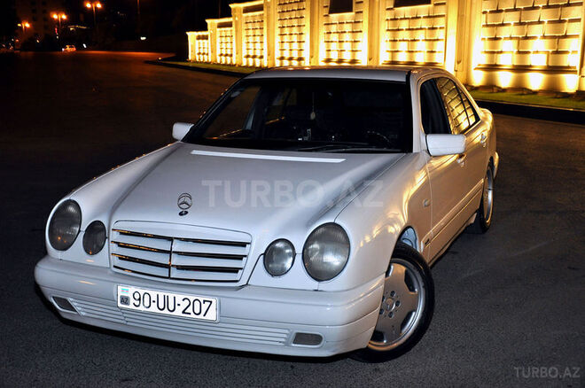 Mercedes E 200 1997, 362,627 km - 2.0 l - Bakı