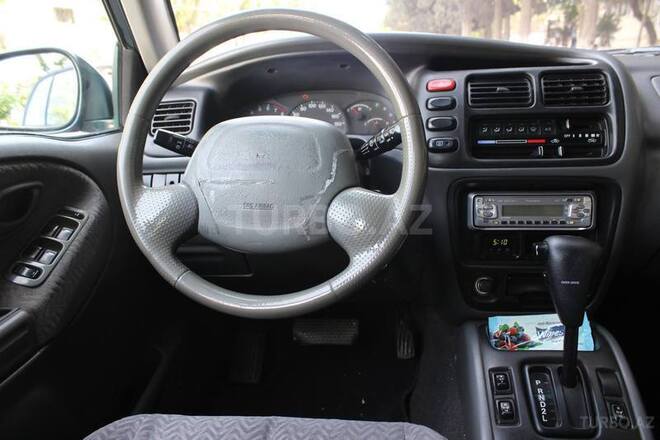 Suzuki Grand Vitara 2001, 238,000 km - 2.0 л - Bakı