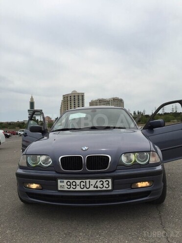 BMW 320 2001, 220,000 km - 2.0 л - Bakı