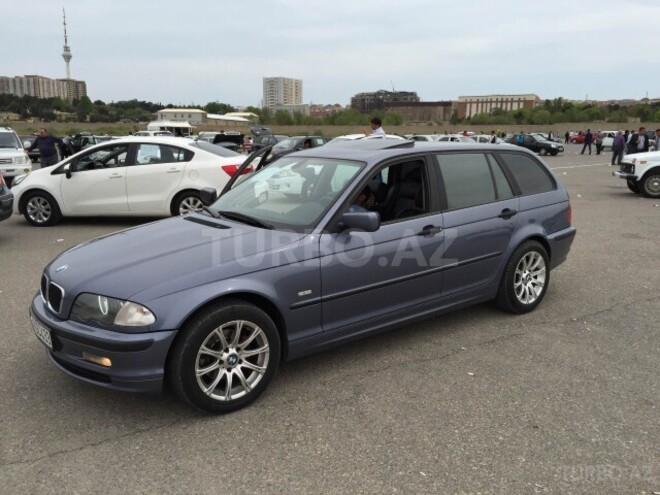 BMW 320 2001, 220,000 km - 2.0 л - Bakı