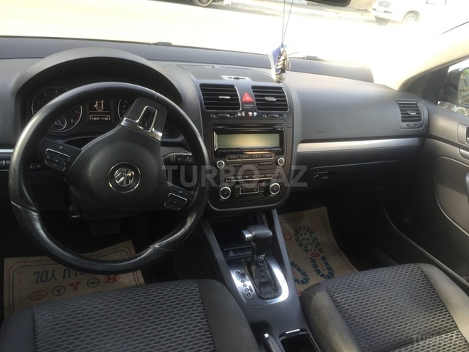 Volkswagen Jetta 2011, 114,000 km - 1.6 l - Bakı