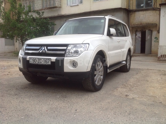 Mitsubishi Pajero 2008, 132,000 km - 3.2 l - Bakı