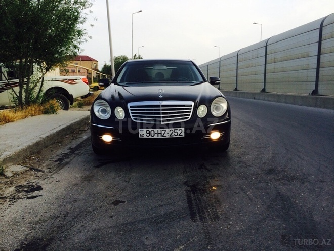 Mercedes E 350 2006, 150,000 km - 3.5 l - Bakı