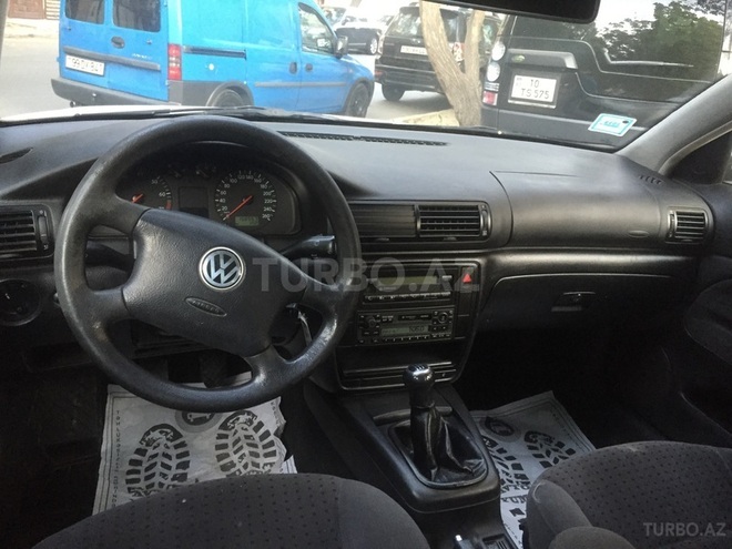 Volkswagen Passat 1999, 154,000 km - 1.8 l - Bakı