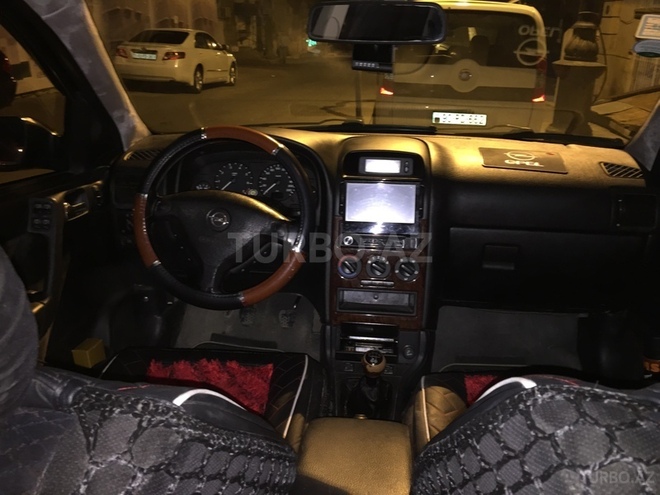 Opel Astra 2000, 170,000 km - 0.2 l - Bakı