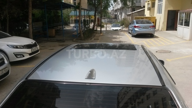 Mercedes E 220 2000, 240,000 km - 2.2 l - Bakı