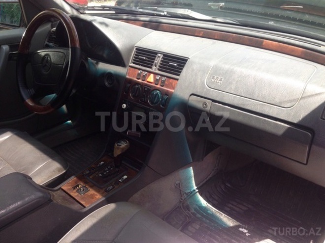 Mercedes C 230 1999, 177,000 km - 2.3 l - Bakı