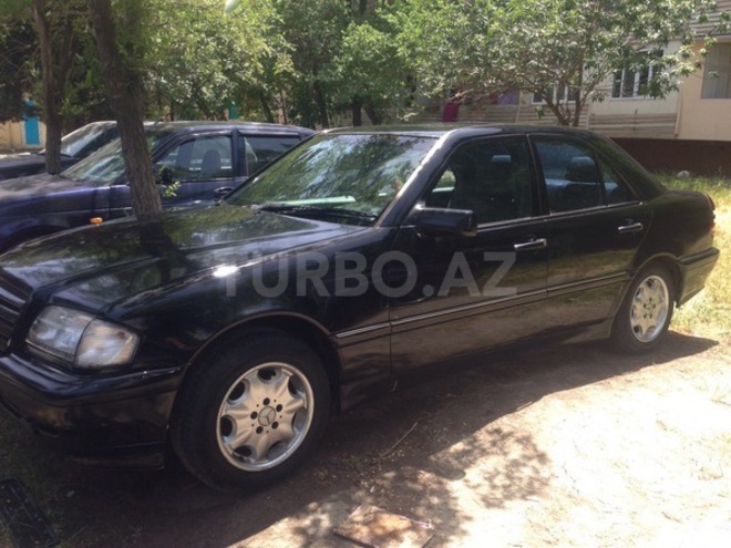 Mercedes C 230 1999, 177,000 km - 2.3 l - Bakı
