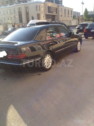 Mercedes E 270 2000, 230,000 km - 2.7 l - Bakı