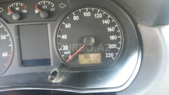 Volkswagen Polo 2003, 86,000 km - 1.4 l - Bakı