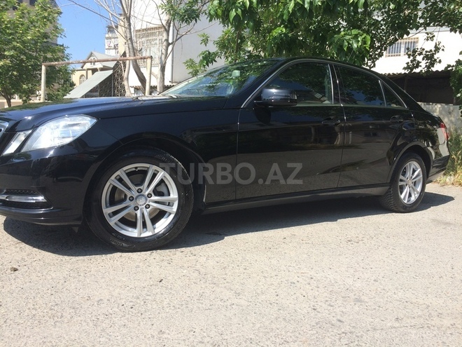 Mercedes E 220 2012, 79,000 km - 2.2 л - Bakı