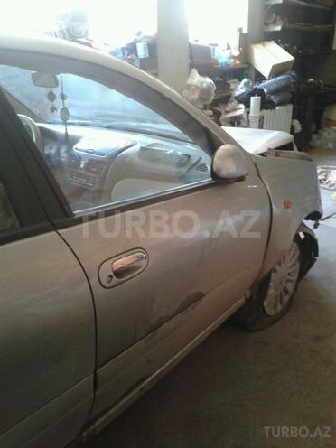 Nissan Sunny 2008, 1,300,000 km - 1.6 l - Bakı