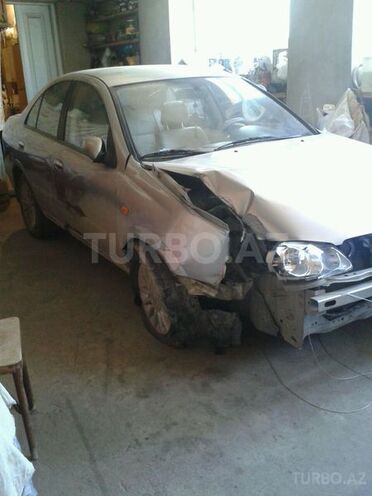 Nissan Sunny 2008, 1,300,000 km - 1.6 l - Bakı