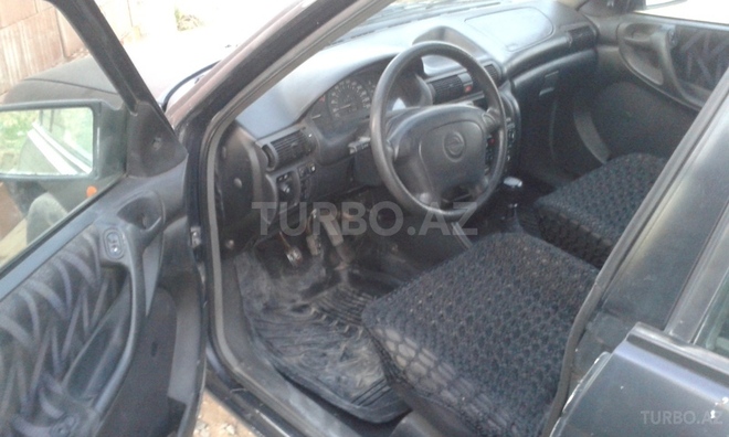 Opel Astra 1995, 555,555 km - 1.6 л - Bakı