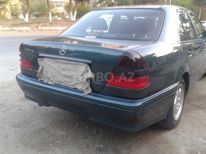 Mercedes C 180 2000, 160,000 km - 1.8 л - Bakı