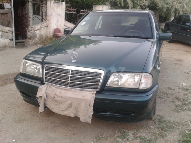 Mercedes C 180 2000, 160,000 km - 1.8 л - Bakı