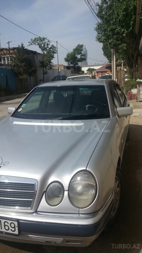 Mercedes E 230 1995, 387,567 km - 2.3 l - Bakı