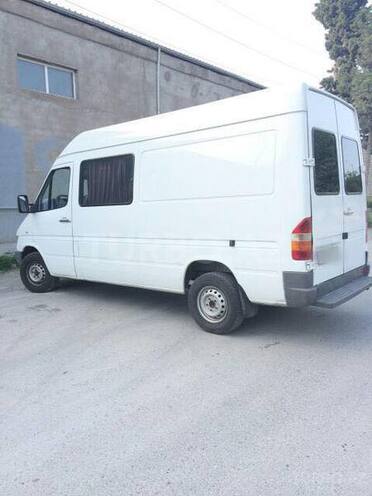 Mercedes Sprinter 210 1998, 420,000 km - 2.9 l - Bakı