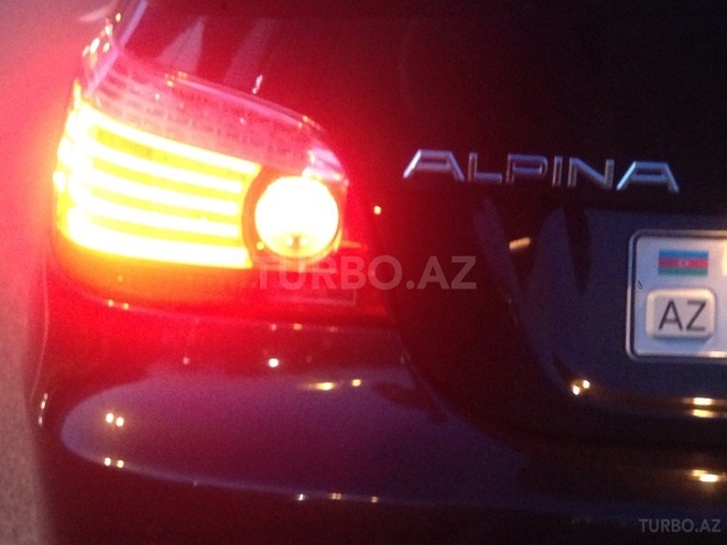BMW Alpina B5 2008, 81,000 km - 4.4 л - Bakı