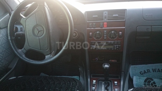 Mercedes C 220 1995, 560,000 km - 2.2 l - Bakı