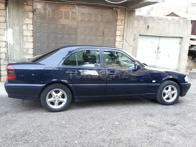 Mercedes C 200 1999, 184,000 km - 2.0 л - Bakı