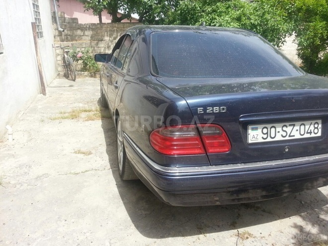Mercedes E 280 1998, 232,000 km - 2.8 l - Bakı