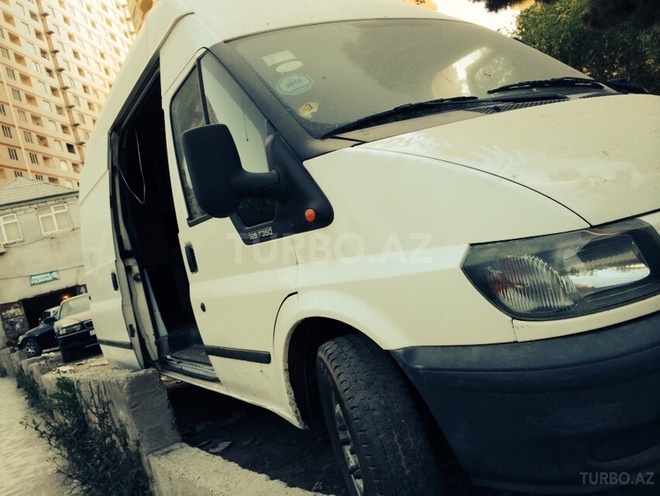 Ford Transit 2002, 250,000 km - 2.4 l - Bakı