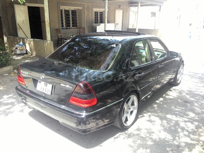 Mercedes C 220 1995, 315,000 km - 2.2 l - Bakı