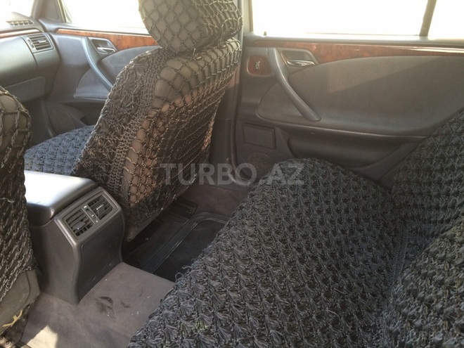 Mercedes E 220 2001, 355,555 km - 2.2 l - Bakı