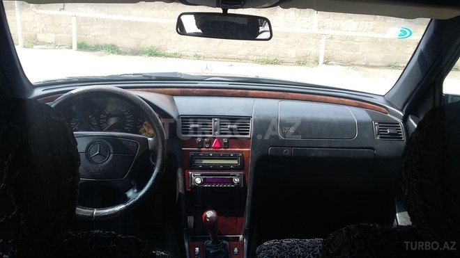Mercedes C 200 1997, 351,245 km - 2.0 l - Bakı