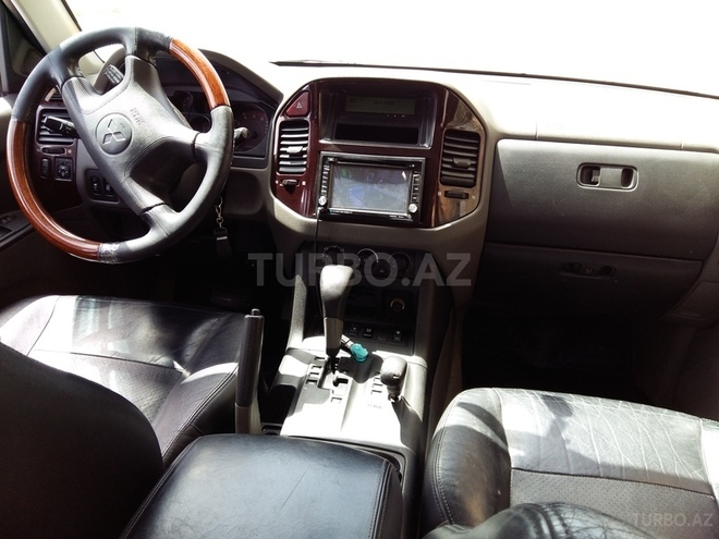 Mitsubishi Pajero 2000, 252,767 km - 3.2 л - Bakı