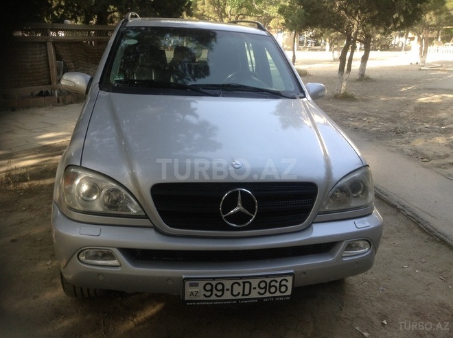 Mercedes ML 270 2004, 192,000 km - 2.7 l - Bakı