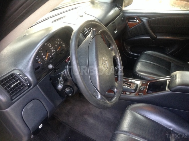 Mercedes ML 270 2004, 192,000 km - 2.7 l - Bakı