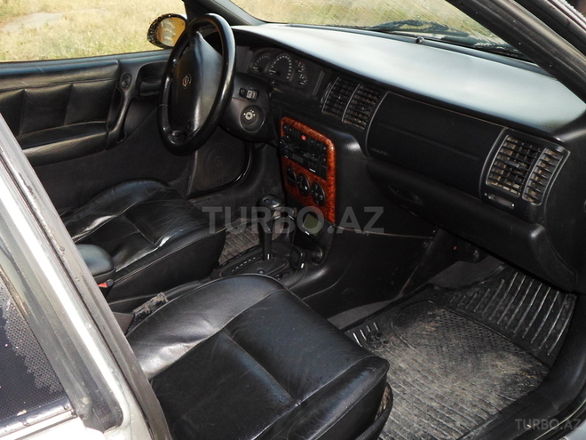 Opel Vectra 1998, 185,000 km - 2.5 l - Bakı