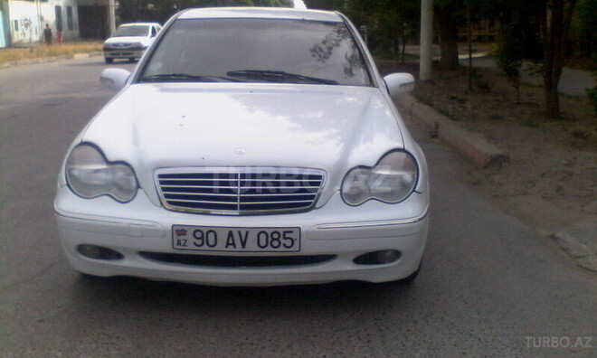 Mercedes C 200 2001, 236,000 km - 0.2 l - Bakı