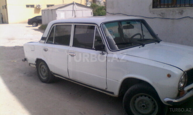 LADA (VAZ) 21011 1975, 176,983 km - 1.3 l - Bakı